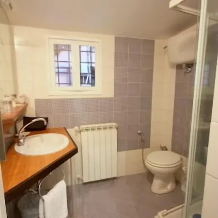 Intra' Residenza In Trastevere Vendégház