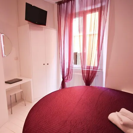 Intra' Residenza In Trastevere 4*