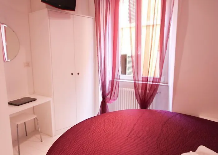 Intra' Residenza In Trastevere 4*