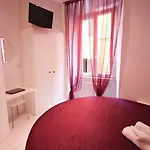 Intra' Residenza In Trastevere 4*